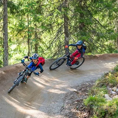 Caravan Cycle In-out Village de vacances Trysil