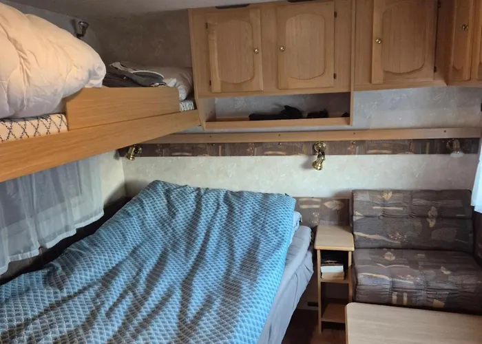 Caravan Cycle In-out